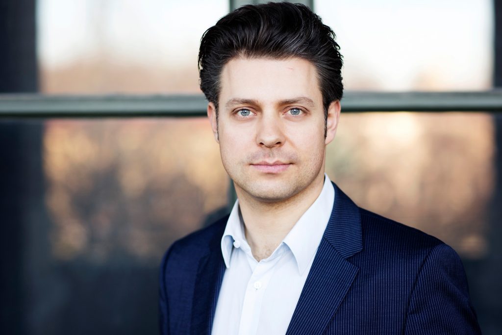Joseph Bastian debuts with the DSO Berlin