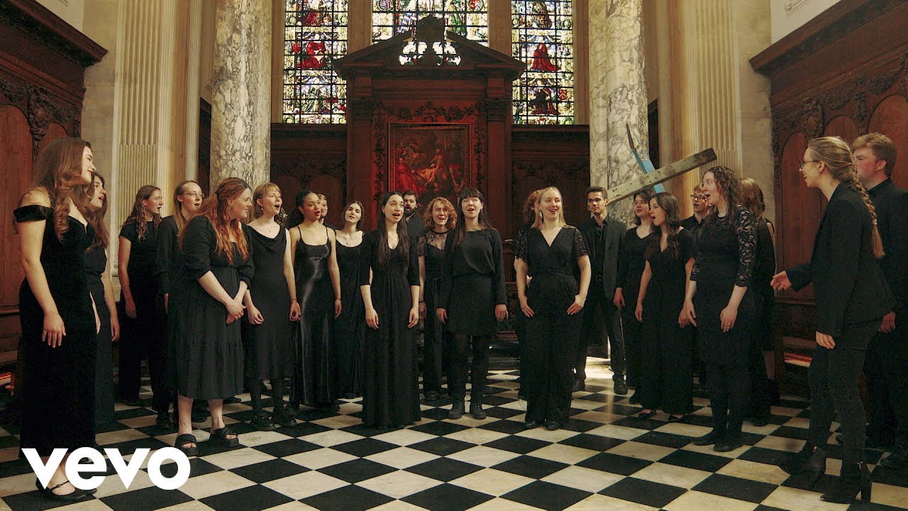 Anna Lapwood, The Chapel Choir of Pembroke College, Cambridge - Somewhere Over the Rainbow 